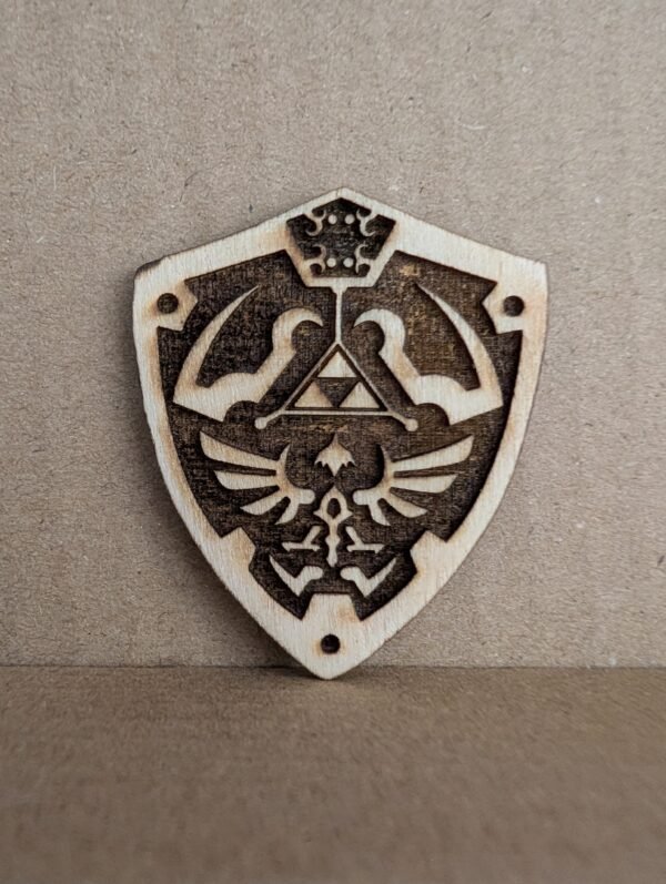 Bouclier Magnet Gravé sur Bois
